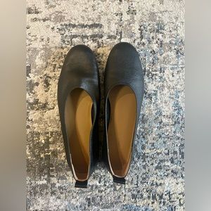 Everlane Day Glove Flats